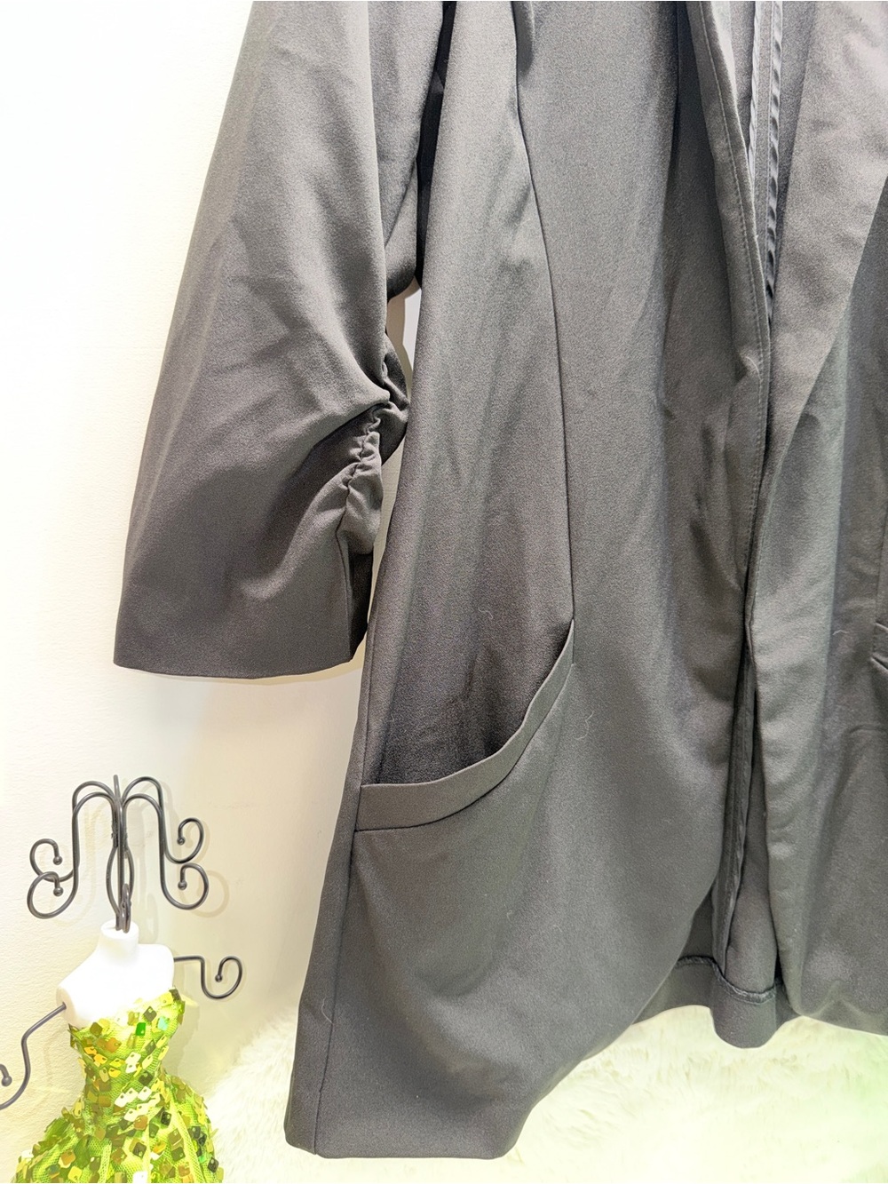 FREE Dynamite Blazer Jacket w/ Pockets w Purchase Add to Cart Send Offer Less $5 - Picture 2 of 6